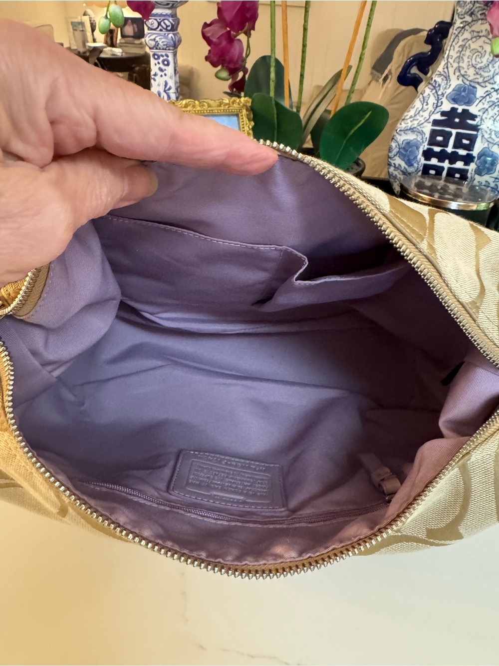 ππ€COACH SIGNATURE HOBO SHOULDER BAG! ππ€ - Picture 13 of 13
